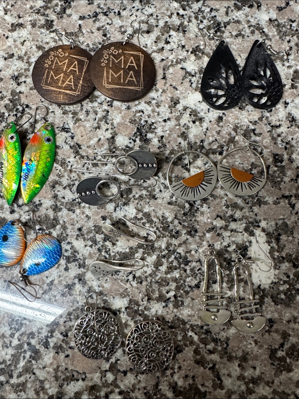 Wonderful Assorted Women's Earrings Set - Teal Case Included